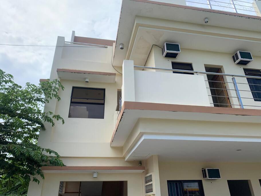 Lee'S Apartment Dumaguete City Exterior foto